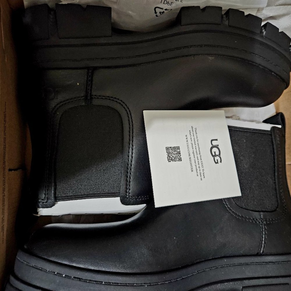 Ugg Ashton Waterproof Lug-Sole Chelsea Booties